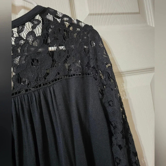 Rebecca Minkoff Lace Front Button Top, Sheer 3/4 Sleeves, Soft Knit Back, EUC! - Picture 11 of 12